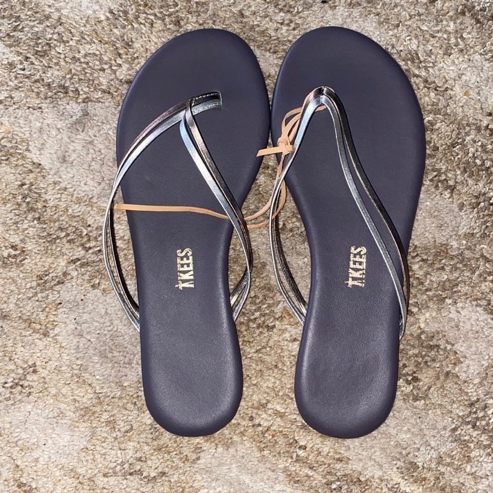 NEW TKEES duos flip flop - Picture 2 of 5